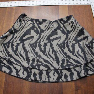 Bebe Animal Print Flared Tier Skirt Size X-small NWT